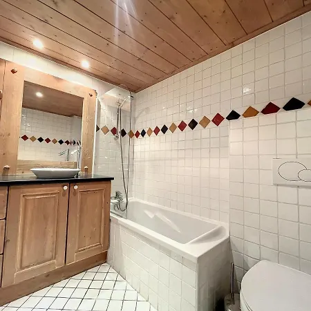 Chamonix: 3 Pieces Avec Parking Et Wifi, 6 Pers - Fr-1-507-76 Chamonix